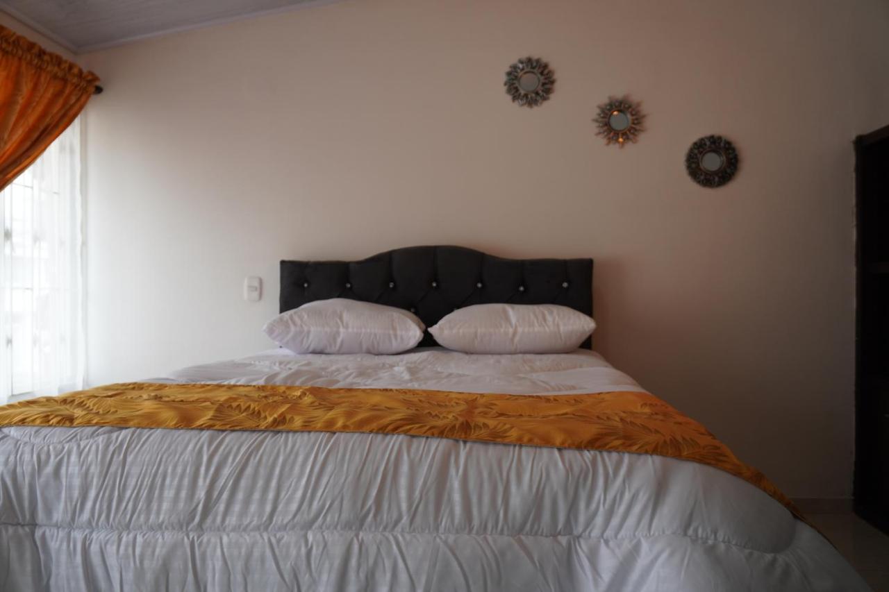 Coliving_Habitacion Privada Pajaro Amarillo - Bogota — Photos 3